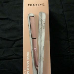 FOXY BAE - Hair straighteners